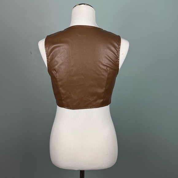 Clasped Sexy Top - Picture 5 of 6